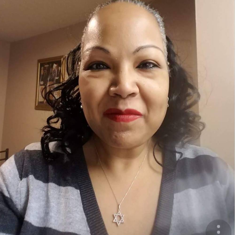 Meet your Posher, Denise